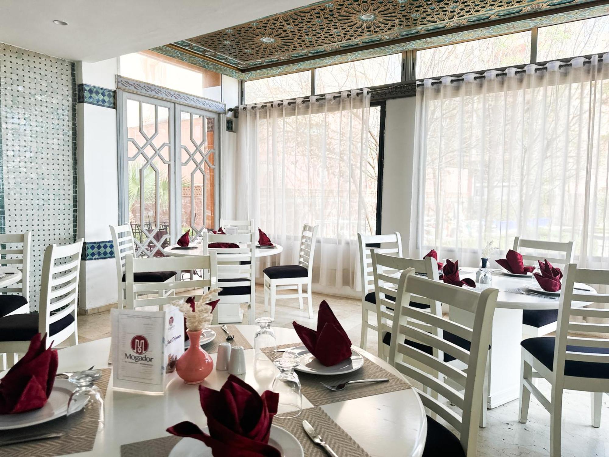 Mogador Menzah Appart Hotel Marrakesh Exterior photo